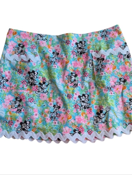 Lilly Pulitzer Pants - NWT Lilly Pulitzer Disney Size 8 Gardner Skort Lilly Hearts Disney